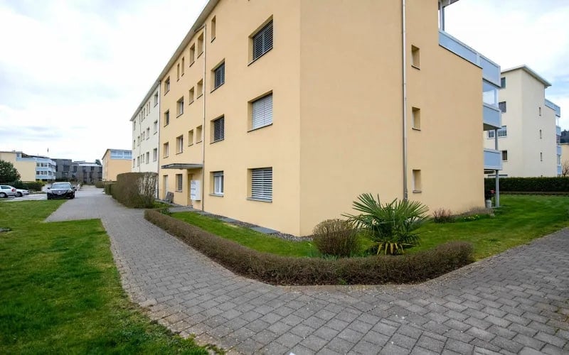 KOMFORTABLE GARTENWOHNUNG in Dintikon