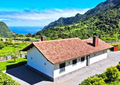 PARTERREHAUS IN TRAUMHAFTER NATURLAGE in São Vicente (Madeira)