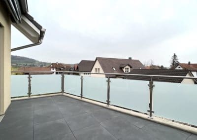 DACHWOHNUNG MIT GROSSEM ESTRICH in Hendschiken