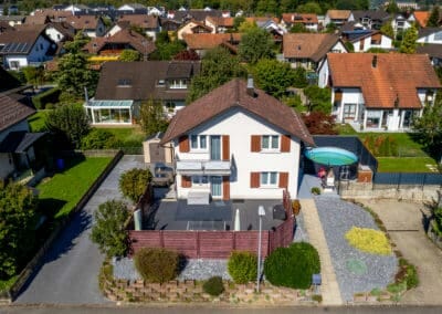 FREISTEHENDES EINFAMILIENHAUS in Gippingen